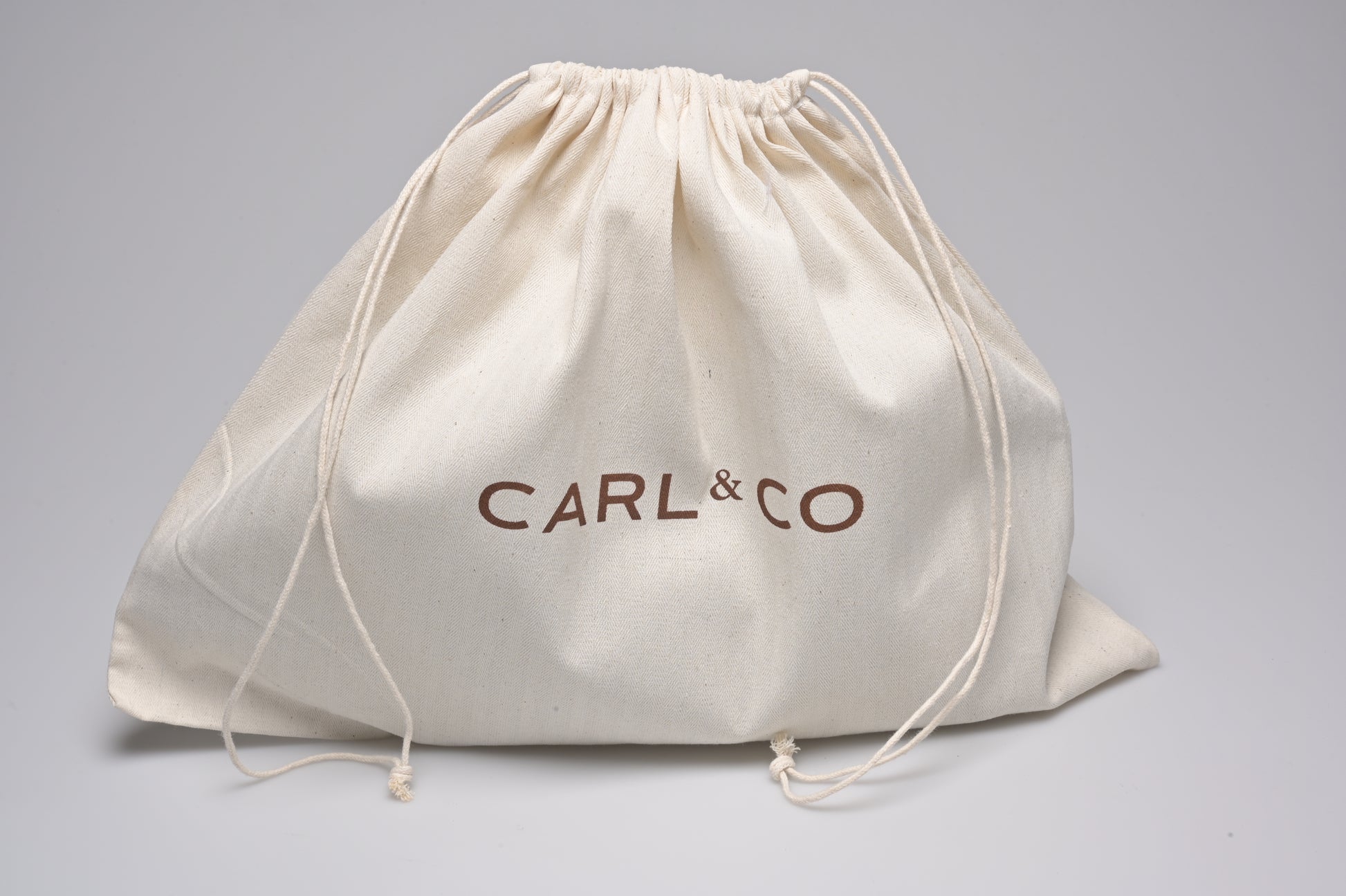 Durable Canvas Leather Wash Bag for Modern Grooming Needs