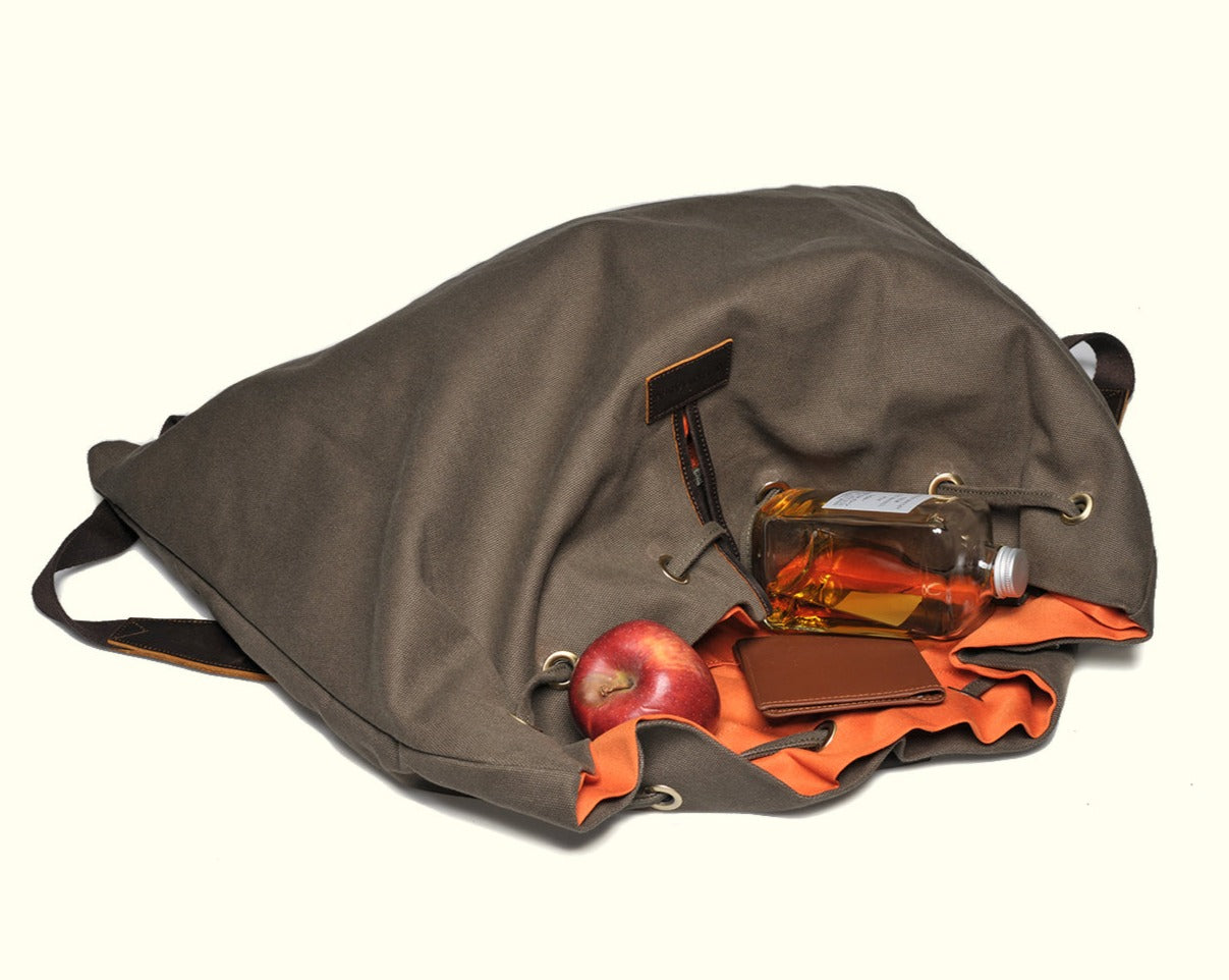 Rugged Canvas Leather Mountain Backpack – Perfect for Outdoor Adventures