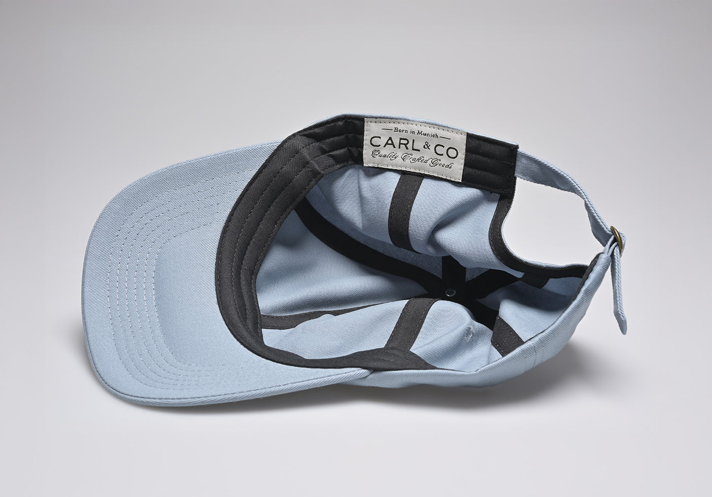 Cap "Outsider"