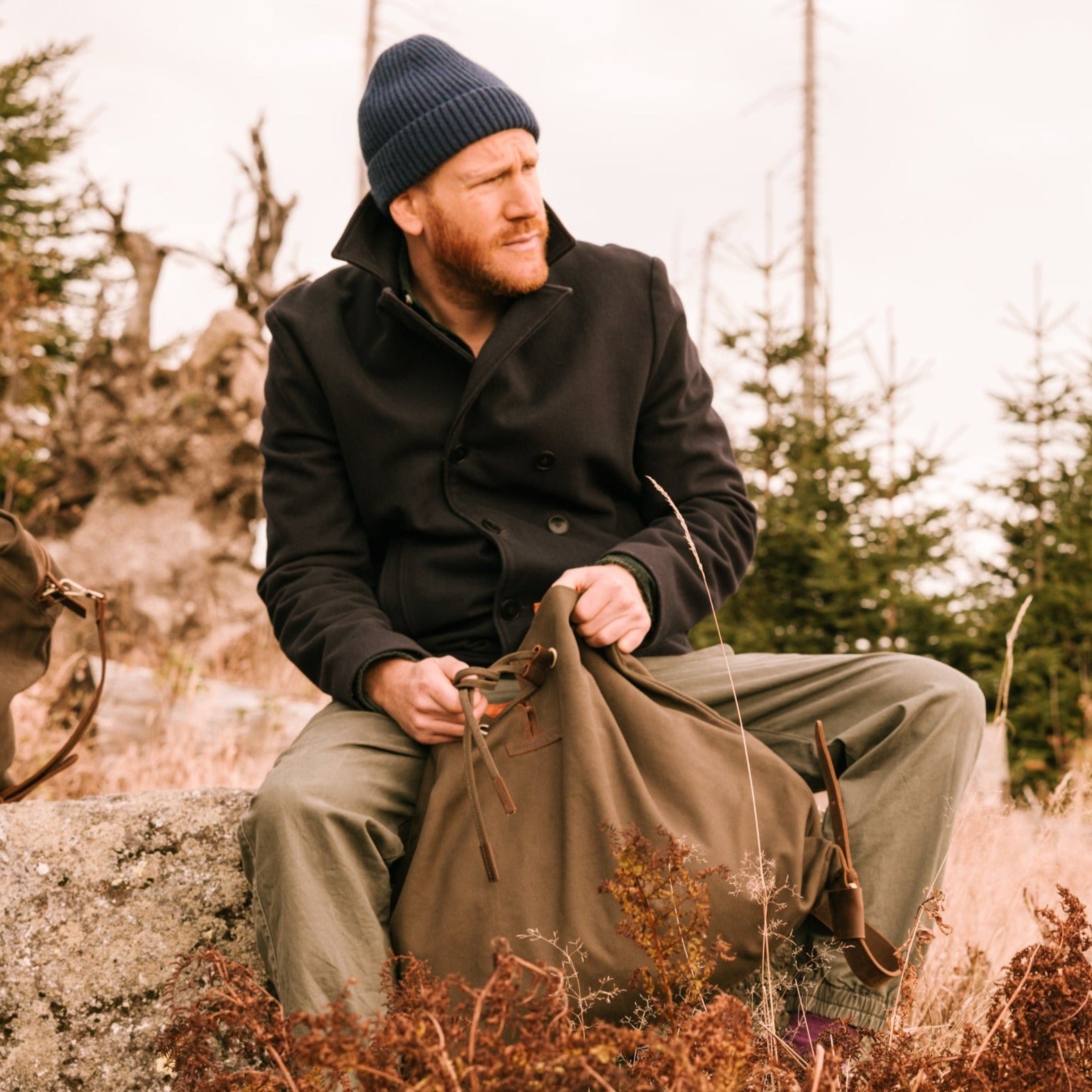 Rugged Canvas Leather Mountain Backpack – Perfect for Outdoor Adventures